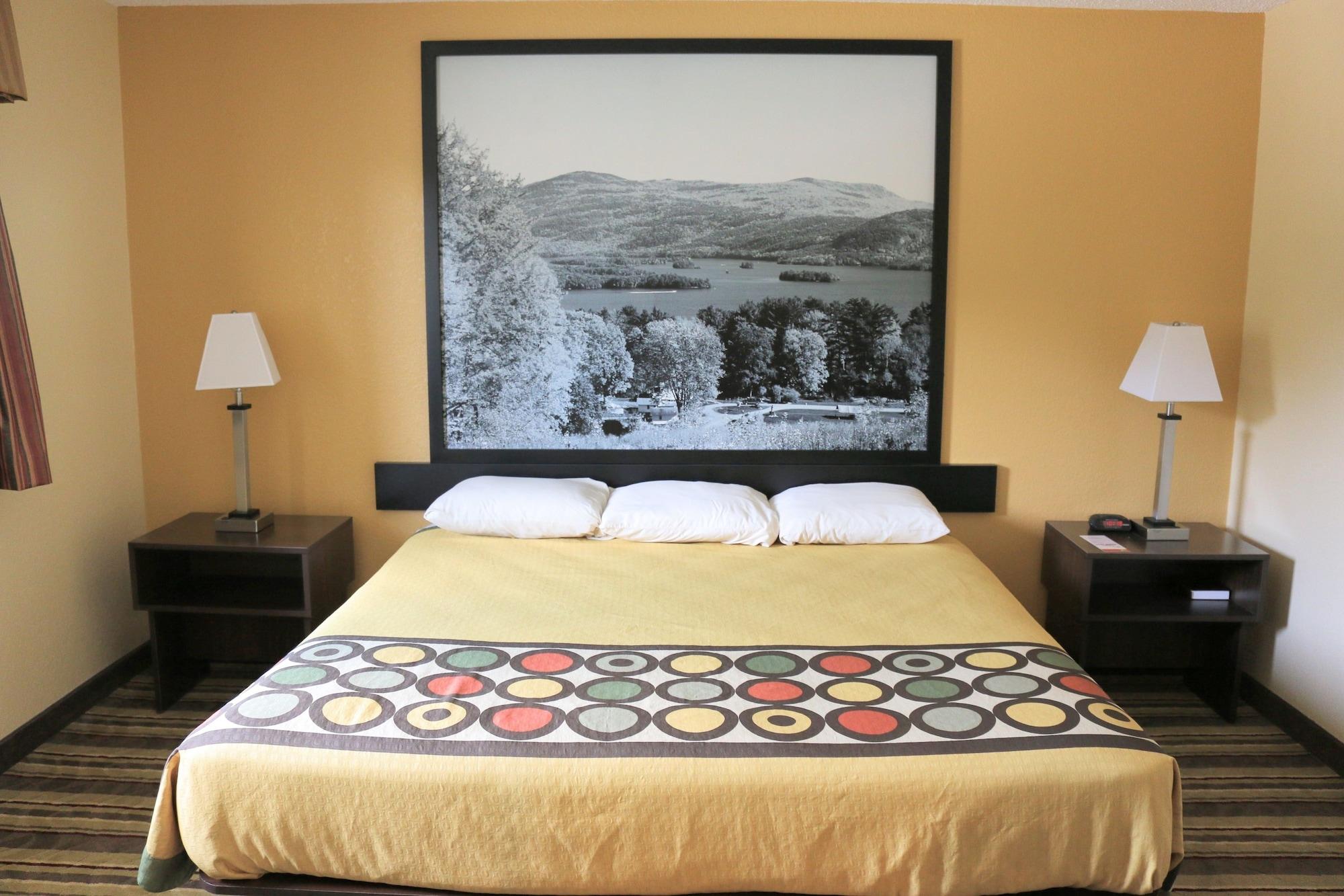 Super 8 By Wyndham Latham - Albany Airport Ξενοδοχείο Εξωτερικό φωτογραφία